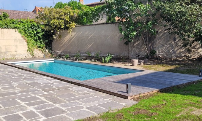 Maringues Casa | Encantadora casa con jacuzzi cerca de volcanes