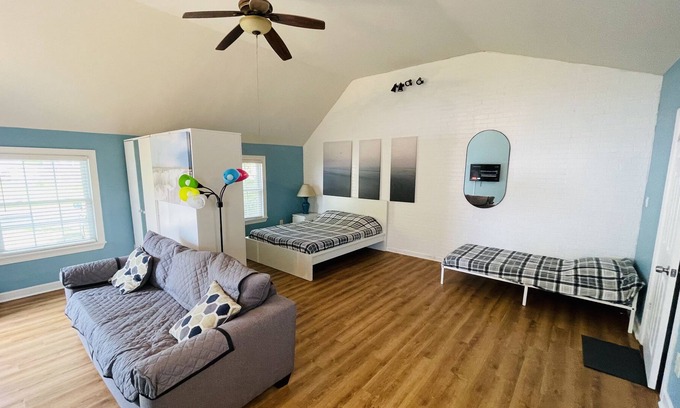 Northwest Casa | Gorgeous private suite - close to everything in Virginia Beach!