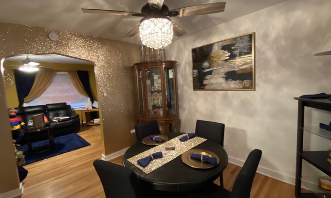 Calumet Park Casa | Gorgeous Property with Arcade