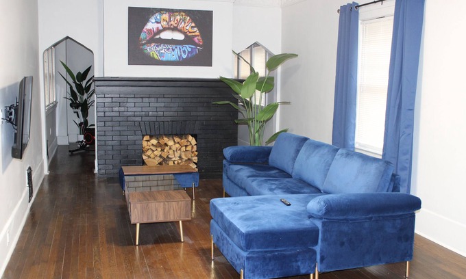 Detroit Casa | Gorgeous remodeled home, with entertainment, and massage chair for relaxing!