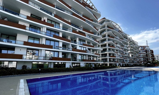 Zeytinlik Apartamento | Gorgeous Residence in a Luxury Complex in Kyrenia