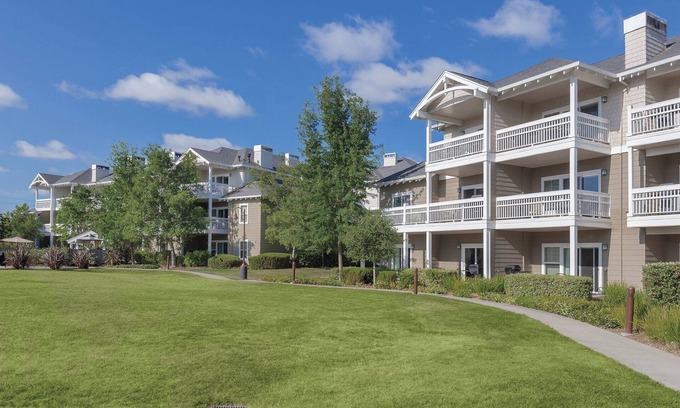 Windsor Complejo | Gorgeous Resort in California Wine Country, Windsor!