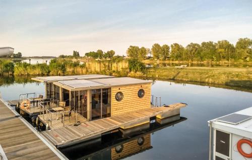 Ophoven Alquiler De Eote | Gorgeous Ship In Ophoven With Lake View