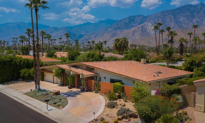 Palm Springs Casa | Villa hermosa y espaciosa - Piscina y spa - Barrio exclusivo - Zona tranquila