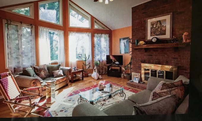Franklin Casa | Gorgeous suite With two bedrooms and two baths