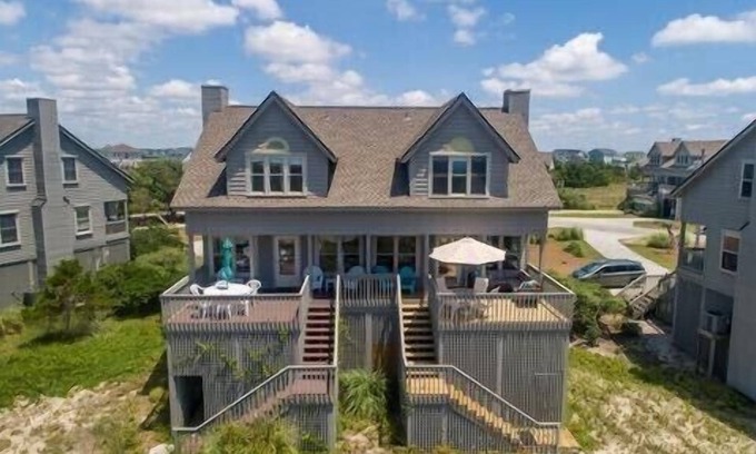 Topsail Beach Casa | Gorgeous, Summer Paradise, Serenity Point Topsail Beach - 2BR, 2.5BA