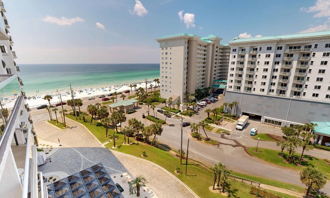 Miramar Beach Condominio | Gorgeous Surfside 708A