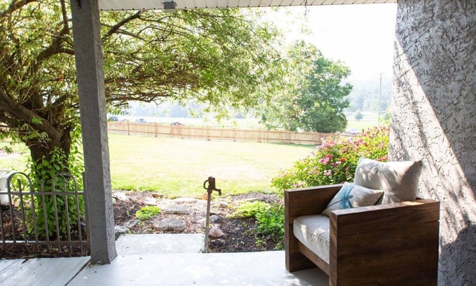 Wagontown Casa | Gorgeous View Guest House in Amish Country