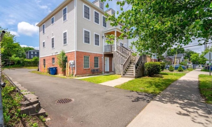 Fair Haven Apartamento | Gorgeous Waterfront 2:1 - 2 houses in 1 building.
