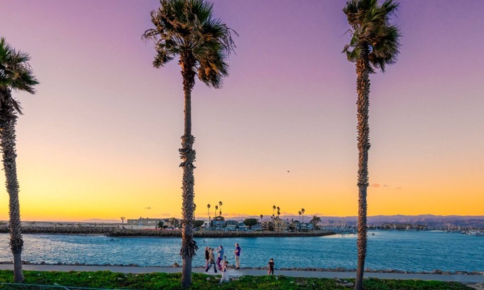Silver Strand Casa | Gorgeous Waterfront Ocean Views!