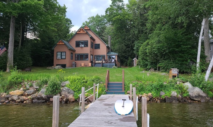 Laconia Casa | Gorgeous Waterfront with Dock & Mountain Views on Winnisquam - Sleeps 12