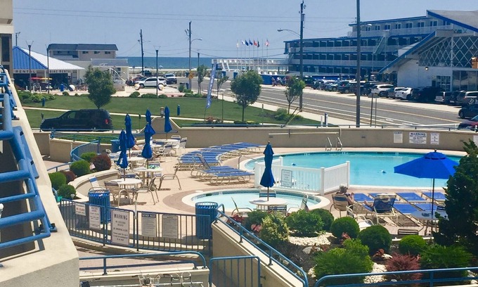 Wildwood Crest Condominio | ¡Magnífico condominio frente al mar WW Crest con vista al mar y piscina! ¡Las comodidades en abundancia!