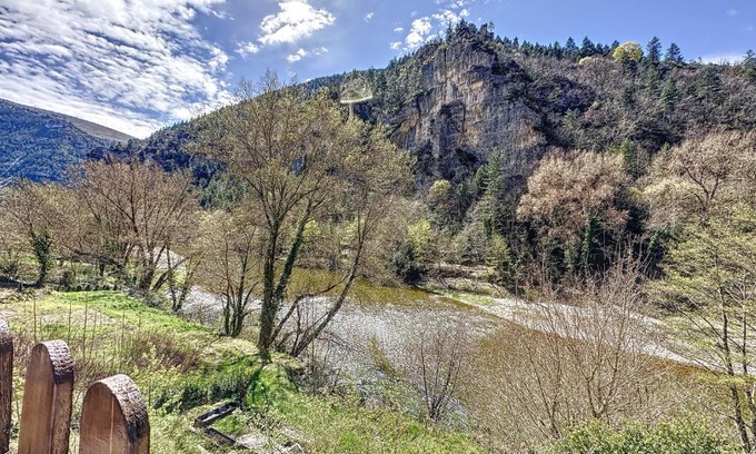 Saint-Chely-du-Tarn Apartamento | Gorges du Tarn - Maisonnette à flanc de falaise