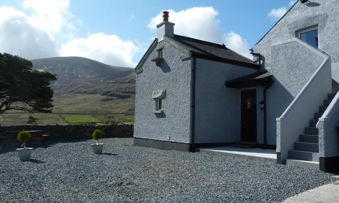 Newcastle Casa | Gorse Hill Farm