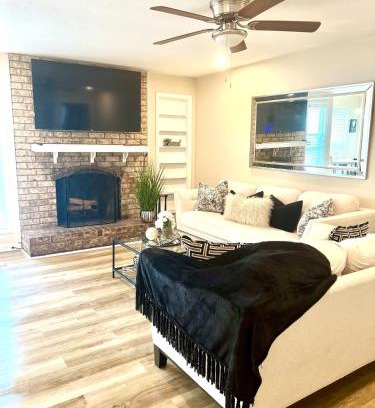 Gracewood Casa | Goshen Golf Stay Peaceful 4BR Retreat Near Courses