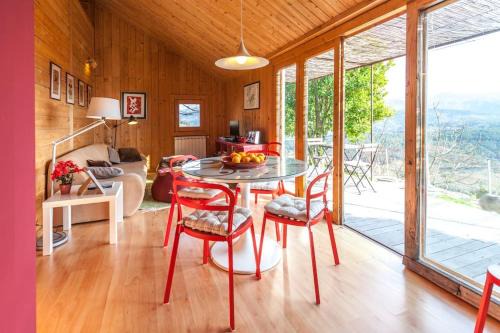 Arcos de Valdevez Apartamento | GoToGeres - Casa da Piscina - Casas de Alem