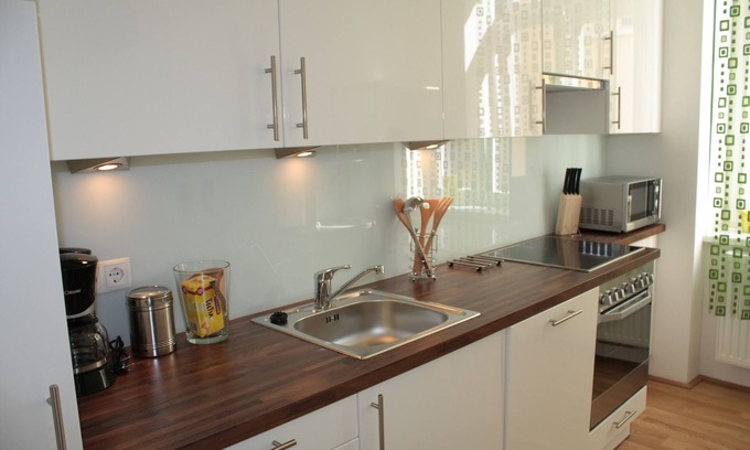 Landstrasse Apartamento | GoVienna Modern Apartment