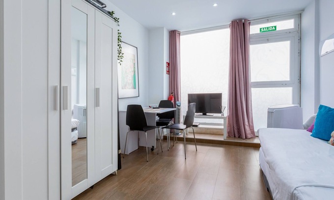 Salamanca Apartamento | GOYA, ground floor studio