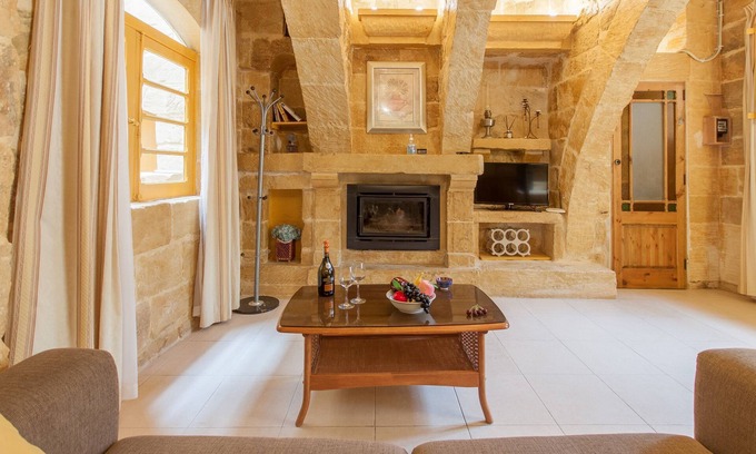 San Lawrenz Villa | Gozitan Farmhouse with Pool - PP 4, San Lawrenz Gozo, Malta
