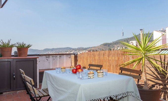 El Coll Apartamento | Gràcia: Parc Güell by Interhome