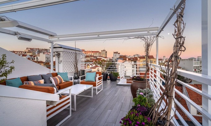 Alfama Apartamento | Graça Gem: T1 Oasis with Amazing Terrace