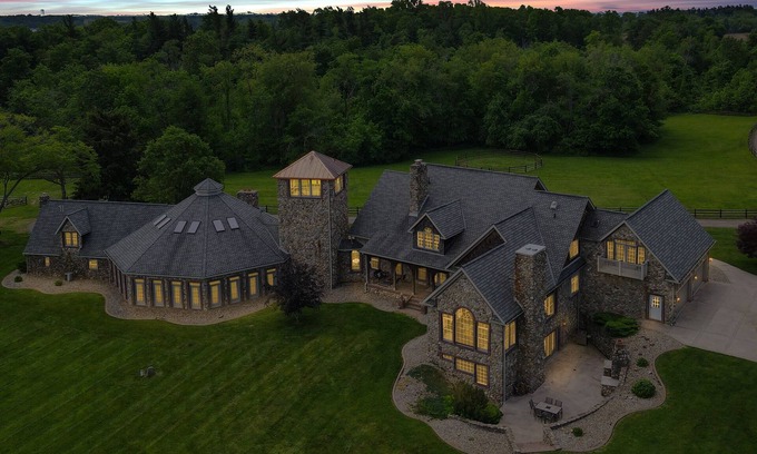 North Lawrence Casa | Grace and Grandeur: The Stables Estate