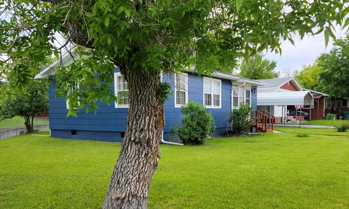 Sturgis Casa | Grace Cottage - Black Hills home, centrally located in Legendary Sturgis!