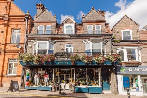Tring Casa | Grace's Guesthouse 68a