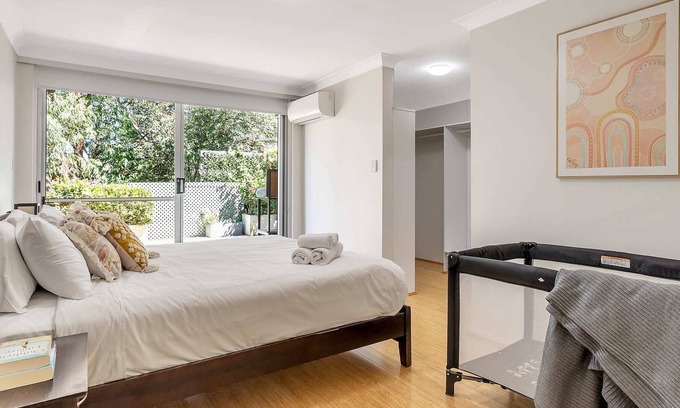 Greenwich Apartamento | Gracious Greenwich with Tuscan Terrace