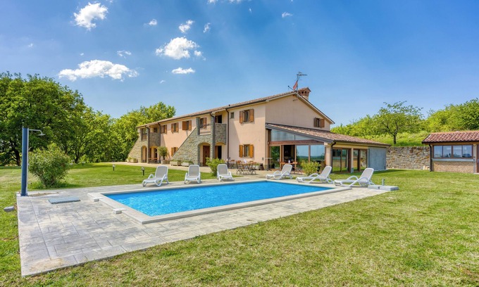 Gracisce Apartamento | Grad Inn Boutique Villa Apt Lavander, Gračišče, Slovenia