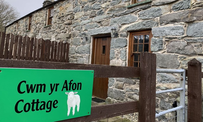 Llanbedr Casa | Grado ll cabaña en el Parque Nacional de Snowdonia