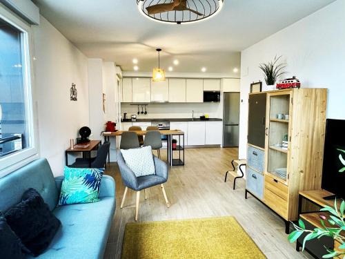Barakaldo Apartamento | Gran Bilbao XI with parking by Aston Rentals