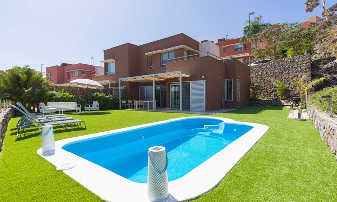 Salobre Chalet De Esquí | Gran Canaria Stays - Holiday Rentals