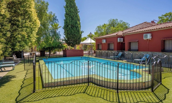 Antequera Chalet De Esquí | GRAN FINCA EL ROMERAL, IDEAL PARA FAMILIAS (apta para mascotas)