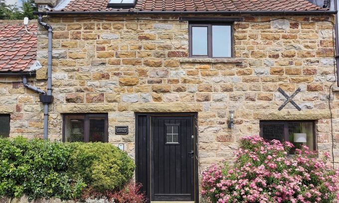 Scarborough Cabaña | Granero Cottage, STAINTONDALE