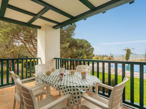 Urrugne Apartamento | Grand appartement familial avec piscine près de Saint-Jean-de-Luz - FR-1-2-439