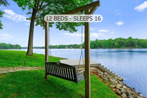 Mooresville Casa | Grand Bay