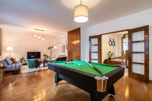 Historic Centre Apartamento | Grand Billiard Exclusive Home
