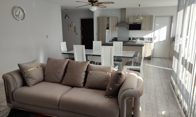 Creil Apartamento | Grand et Superbe Appartement Entier Proche Paris