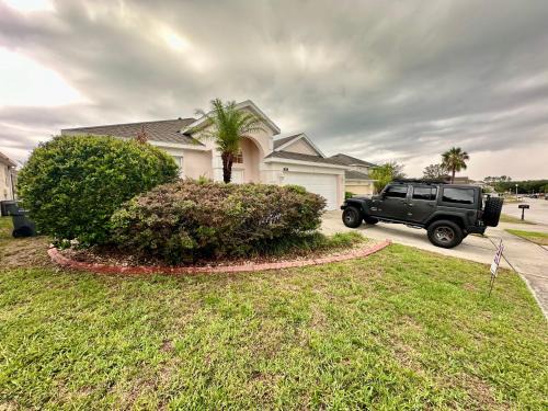 Highlands Reserve Casa | Grand Fabulous 4BR Pool Home near Disney