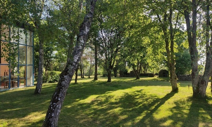 Saxi-Bourdon Cama Y Desayuno | Grand Gîte de 50 Lits, en Pleine Campagne, Gestion Libre ou Pension Complète