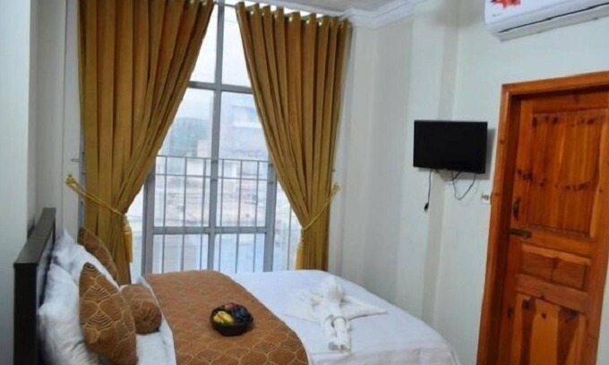 Mingora Hotel | Grand Holidays Hotel