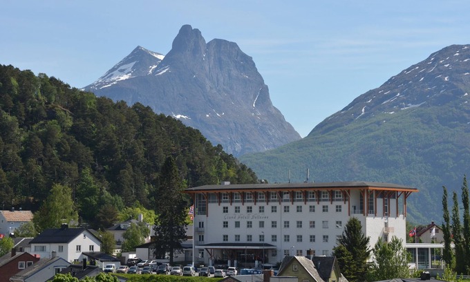 Andalsnes Hotel | Grand Hotel - by Classic Norway Hotels