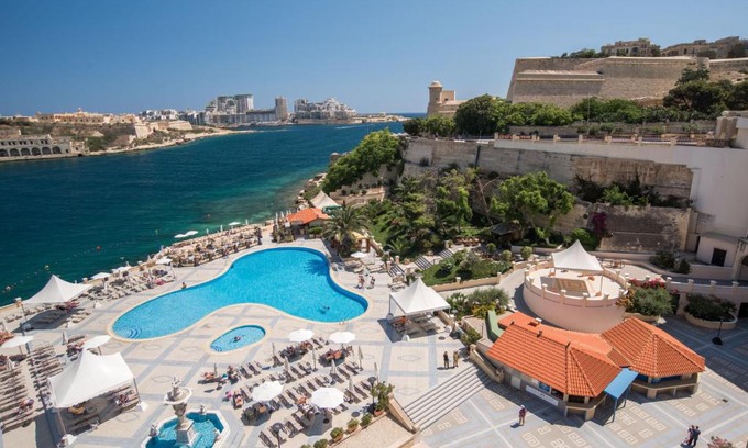 Floriana Complejo | Grand Hotel Excelsior