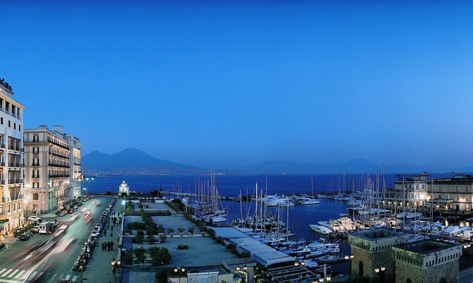 San Ferdinando Hotel | Grand Hotel Vesuvio