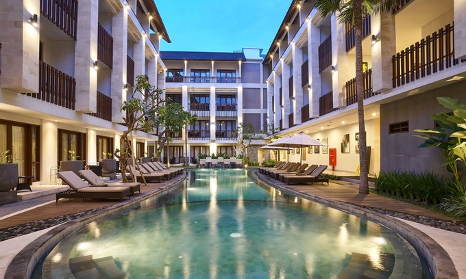 Downtown Kuta Hotel | Grand La Walon Hotel