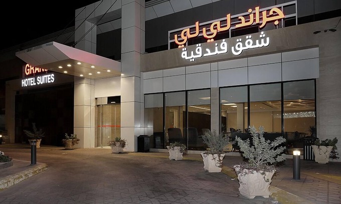 Al Mubarraz Hotel | Grand Lily Hotel Suites