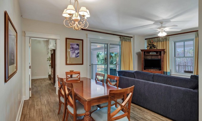 Villa Lago Condominio | Grand Retreat: Spacious 2BR | 2BA Complex with Fully Equipped Kitchen at Sandestin Golf and Beach Resort!