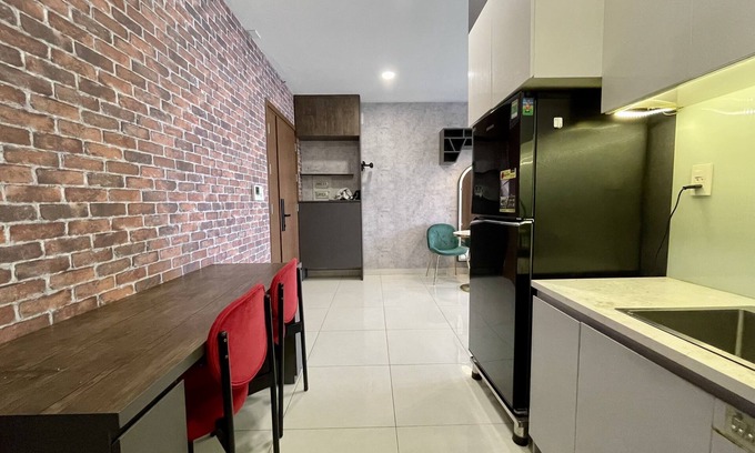 District 4 Apartamento | Grand Riverside Apartment Near Center