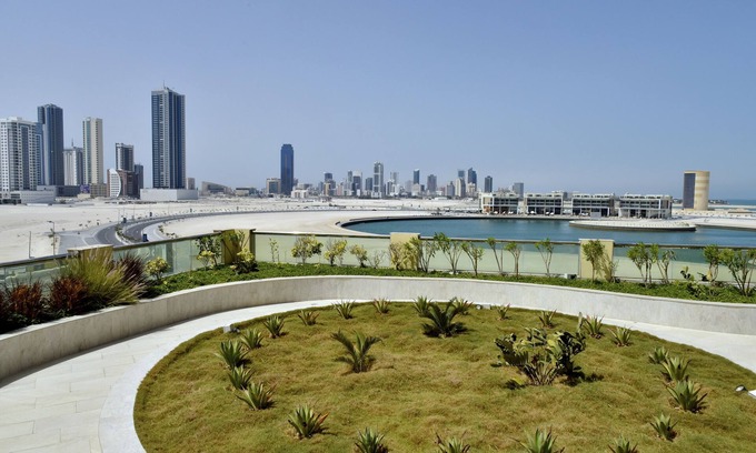Manama Hotel | Grand Swiss-Belhotel Waterfront Seef